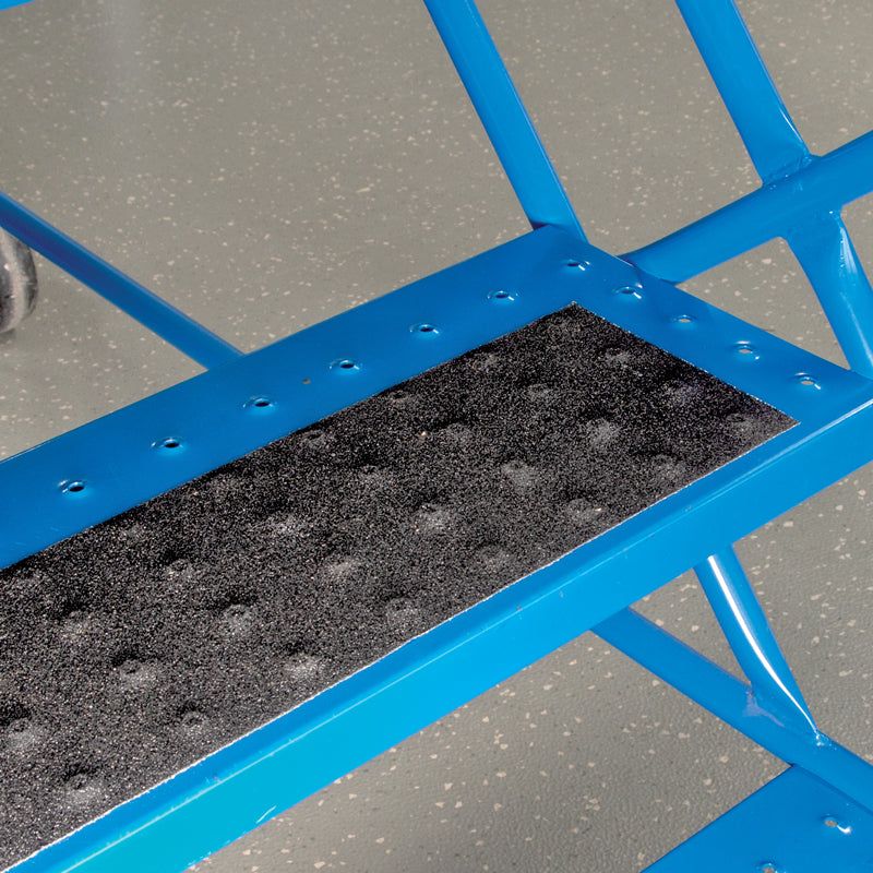 Gator Grip® Conformable Foil Backed Anti-Slip Grip Roll 46-grit Traction Tape